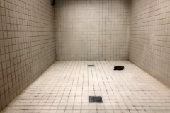 fond-de-piscine-desaffecte